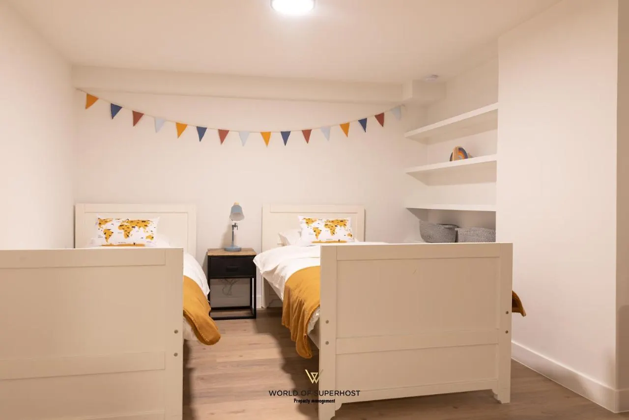 New Beautiful Apartment In A Renovated Old Townhouse Near The Sea And City Centre Ostend