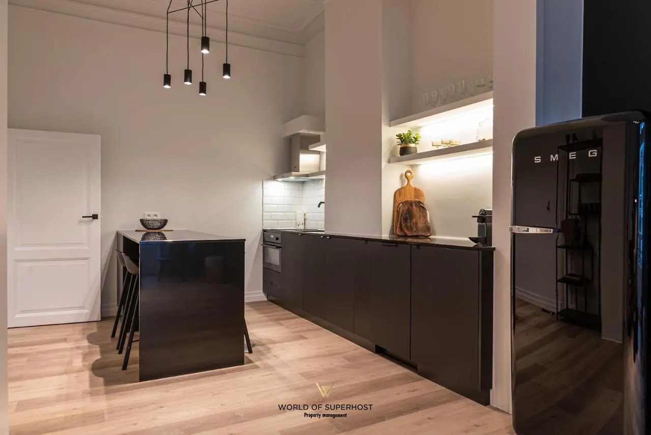 New Beautiful Apartment In A Renovated Old Townhouse Near The Sea And City Centre Ostend