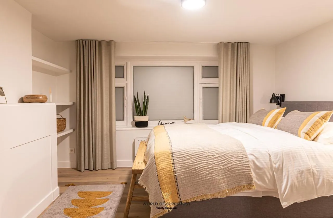 New Beautiful Apartment In A Renovated Old Townhouse Near The Sea And City Centre Ostend